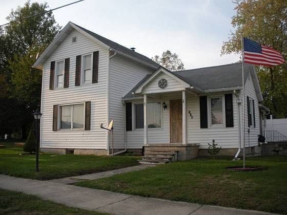 1st image of 119 E South St