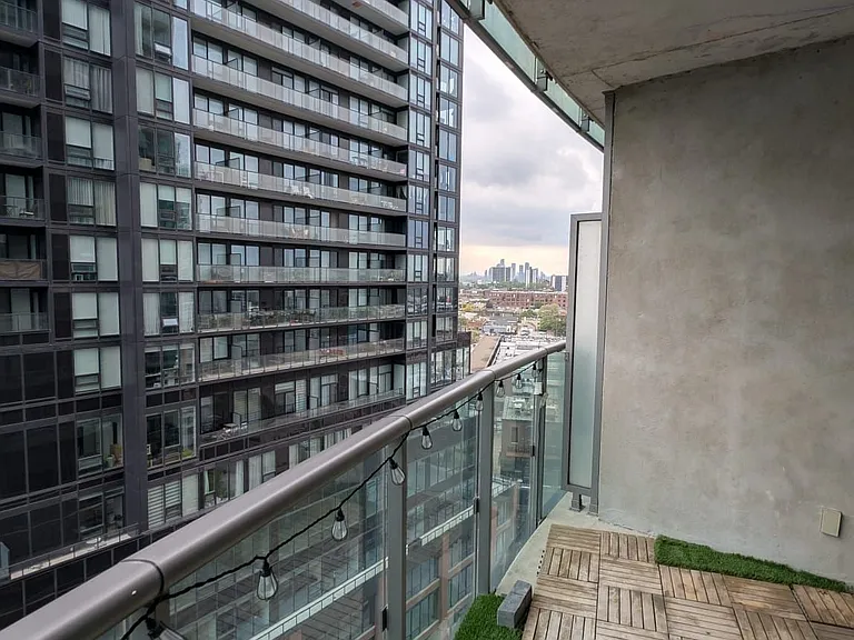 150 E Liberty St #1309 — Photo 25
