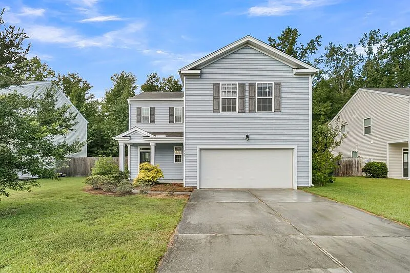 4 bed, 2.5 bath, 1896 sqft, $2,400 — Photo 1