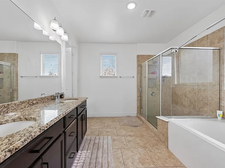 6515 Sterling Shores Ln — Photo 30