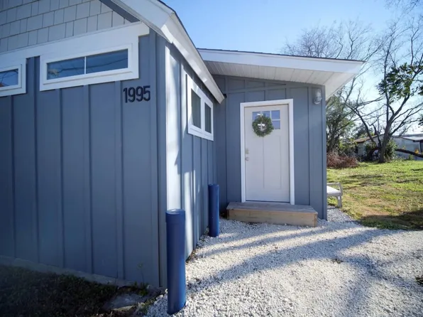 1995 Joppa Ave, North Charleston, SC 29405