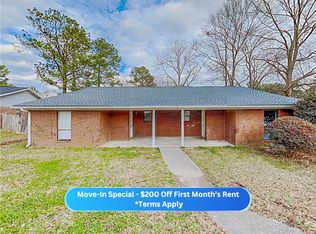 1289 Knoll Ct NW, Conyers, GA 30012