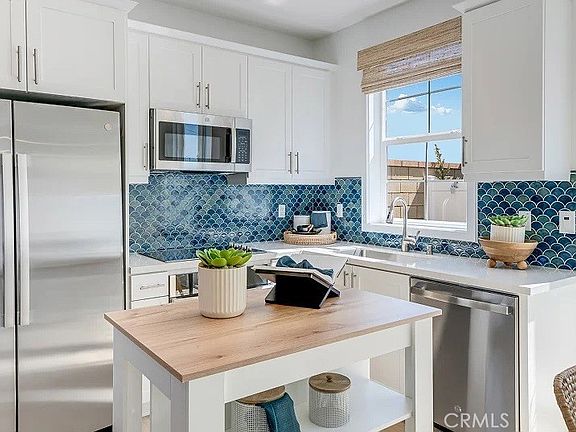 2nd image of 2668 E Lincoln Paseo