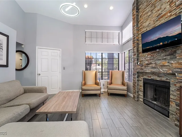 7076 Gunslinger St — Photo 10