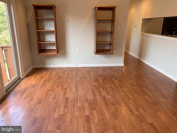 3rd image of 1206 Woodhollow Dr #1206