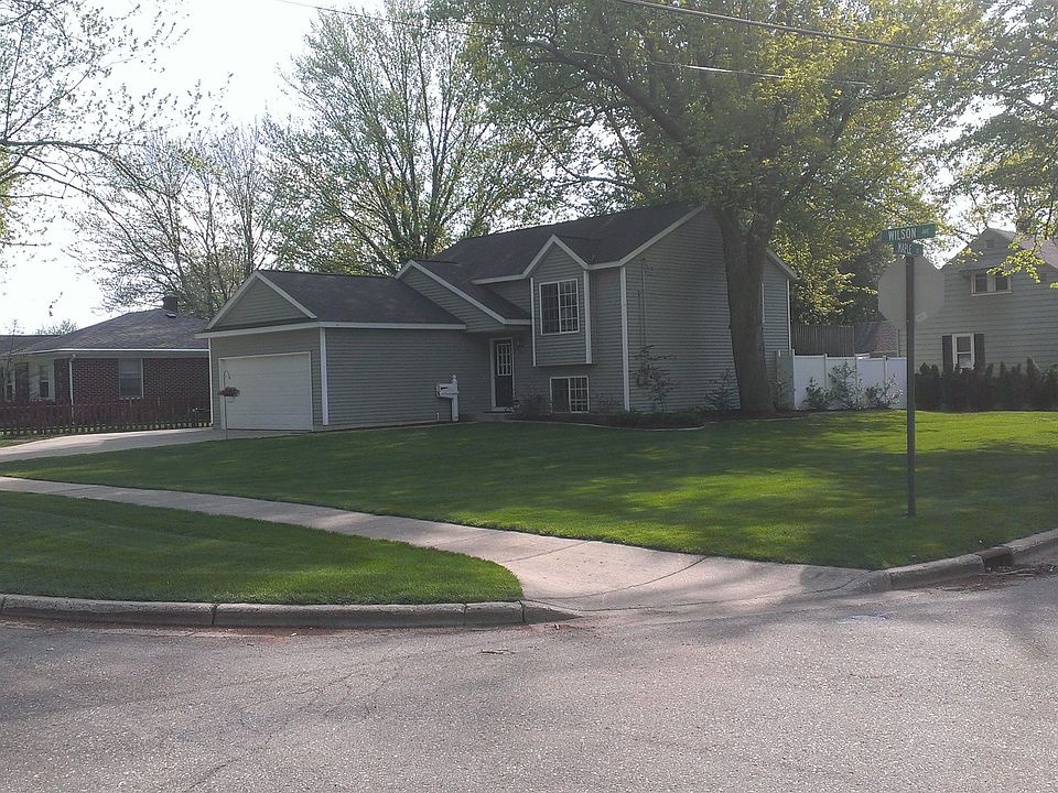 Large Corner Lot
