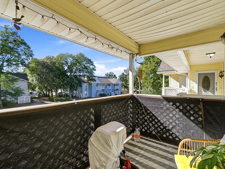 601 E Burgess Rd — Photo 28