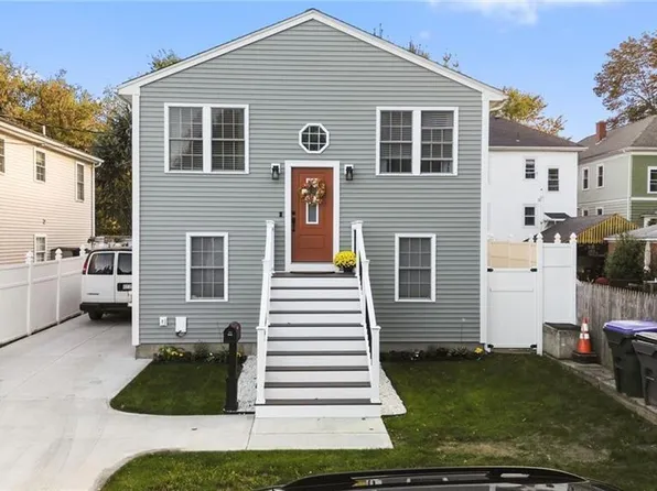 16 Marconi St, Providence, RI 02909