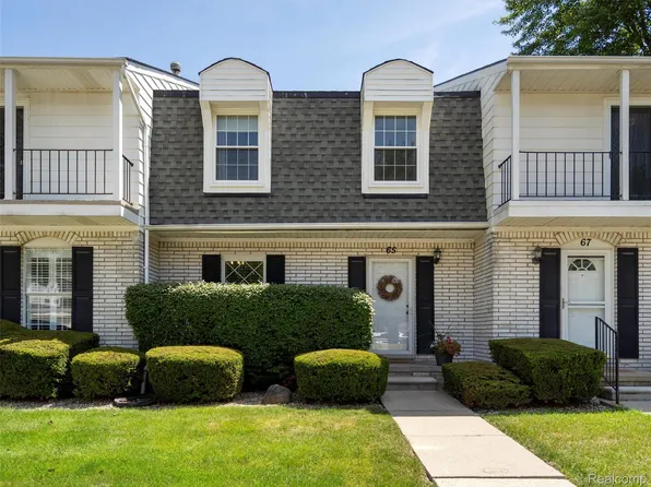 65 Stratford Ln, Rochester, MI 48309