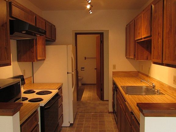 4th image of 1552 NW 52nd St #5