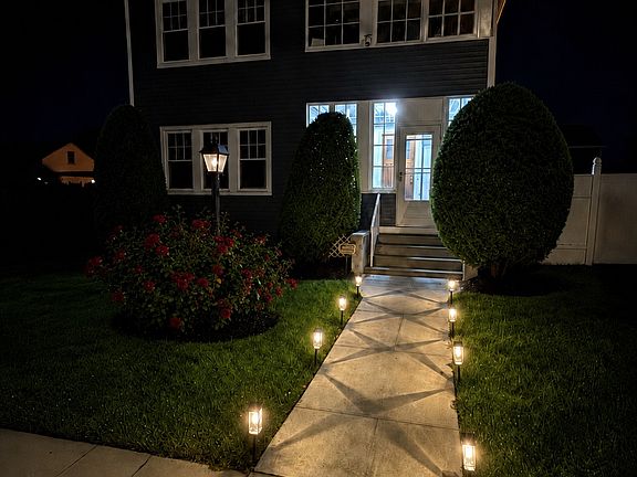 2nd image of 43 Woodbine St #2