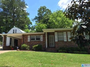921 Glen Oaks Cir, Fairfield, AL 35064
