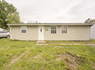 245 Saint John Dr, Cahokia, IL 62206