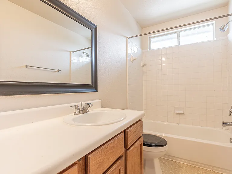 5507 Christina Path — Photo 29