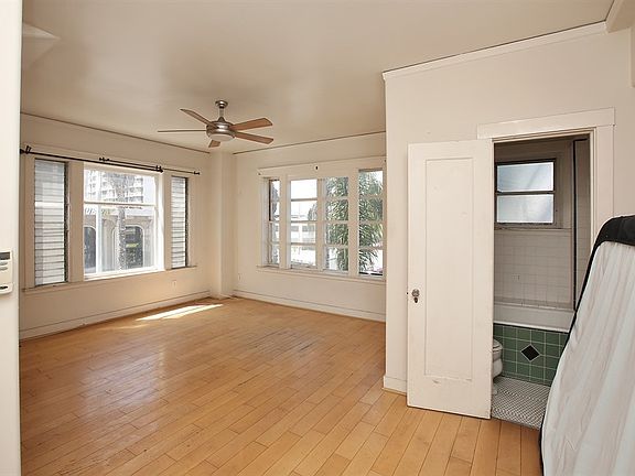 4th image of 10 Atlantic Ave Unit 212