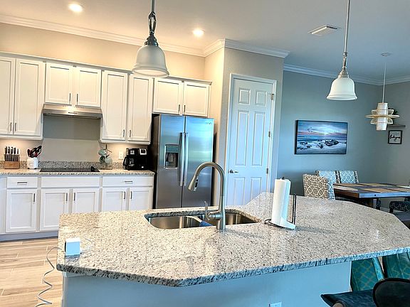 3rd image of 25048 Oak Hammock Ct