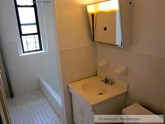 Rented by Sovereign Associates | media 8