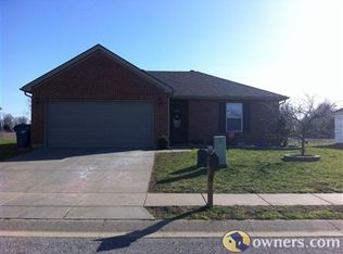 5631 Riverwalk Cir, Newburgh, IN 47630