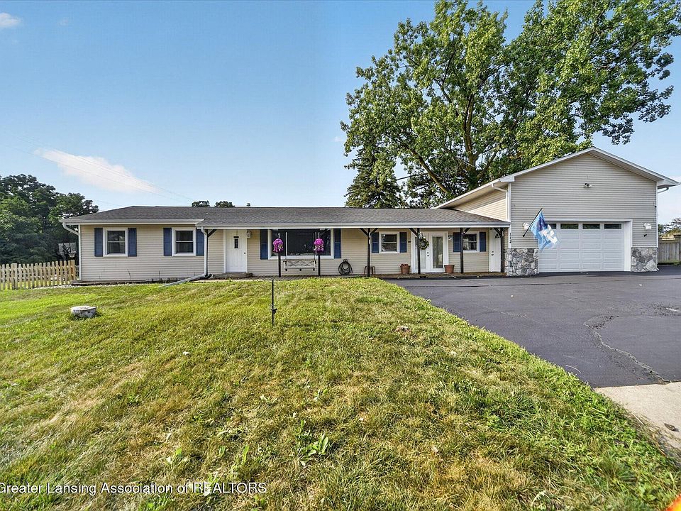 1st image of 112 E Webb Dr
