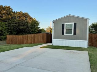 212 Whispering Trl, Gun Barrel City, TX 75156