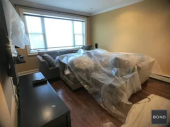 Rented by Bond New York