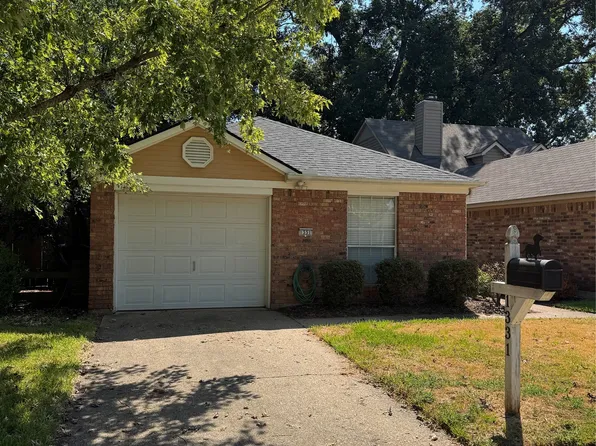 1331 Pecan Sq, Bossier City, LA 71112