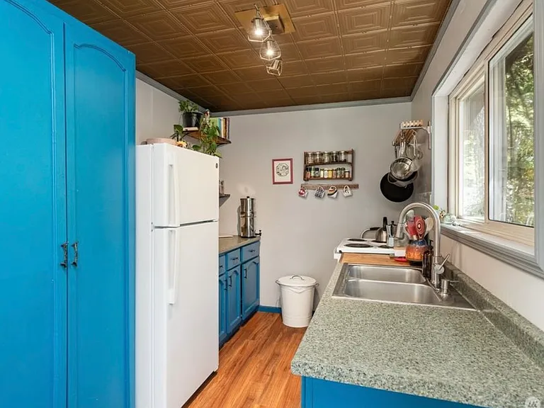 37 Butterfly Ln — Photo 7