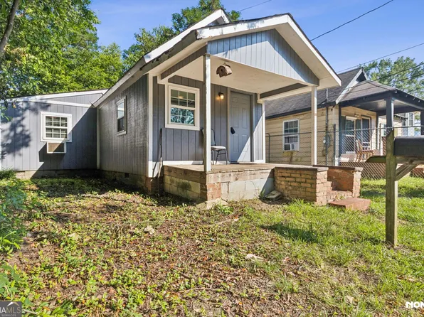 1012 Pine St, Fort Valley, GA 31030