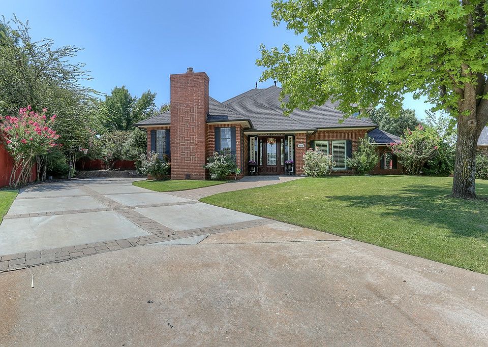 1st image of 908 Glenmark Ct