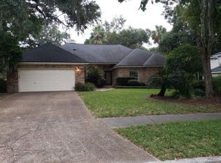 2219 Oceanforest Dr W, Atlantic Beach, FL 32233