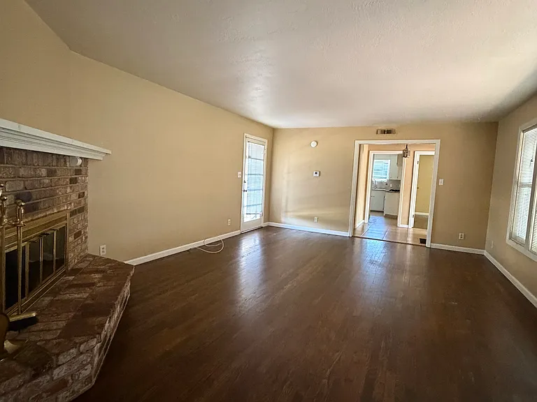 4242 N Overhiser Rd — Photo 5