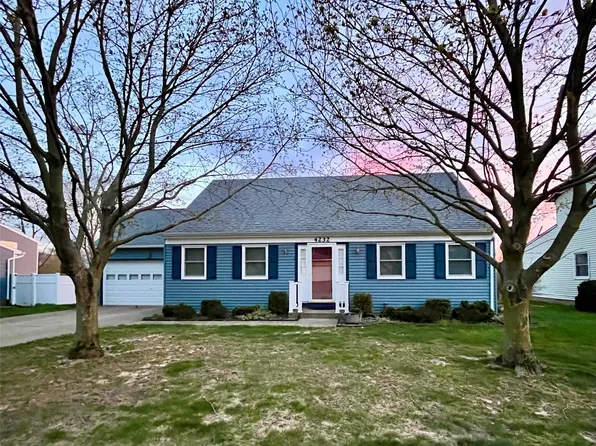 4232 Amherst Rd, Erie, PA 16506