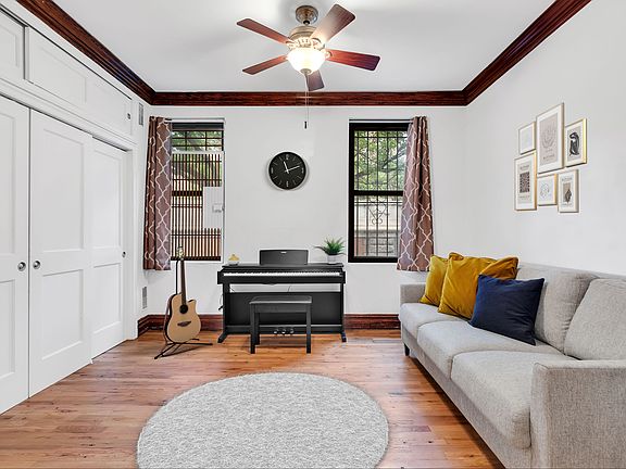 5th image of 3117 Broadway APT 4