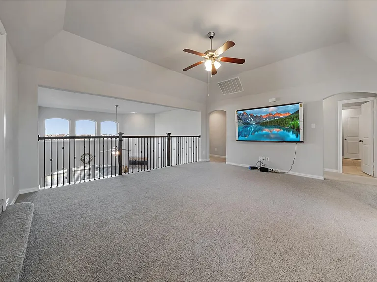 12615 Burnt Prairie Ln — Photo 15