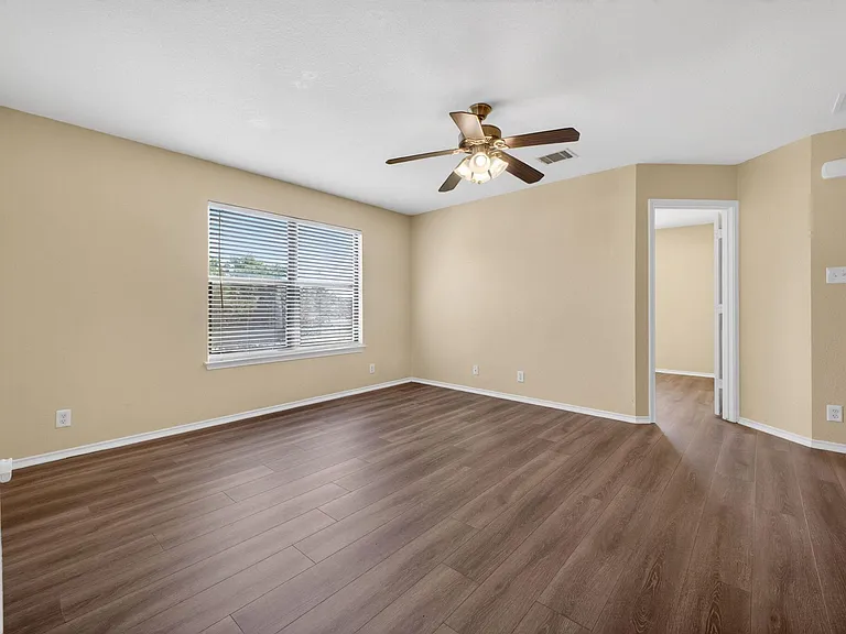 8813 Wiley Way — Photo 15
