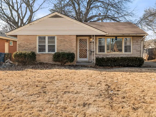 2814 48th Pl, Des Moines, IA 50310