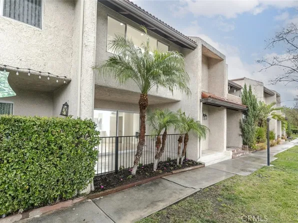 9518 Via Venezia, Burbank, CA 91504