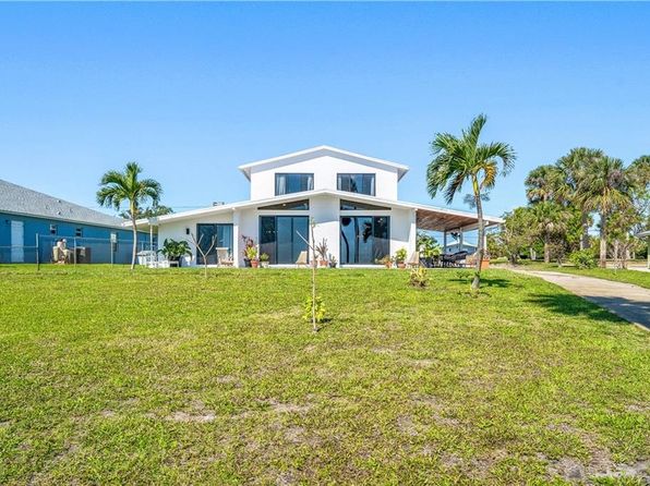 8309 S Indian River Drive, Fort Pierce, FL 34982