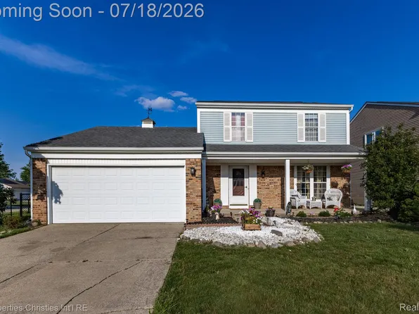 45568 Margate Dr, Macomb, MI 48044