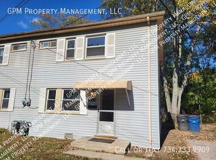 2035 Dryden St, Westland, MI 48186