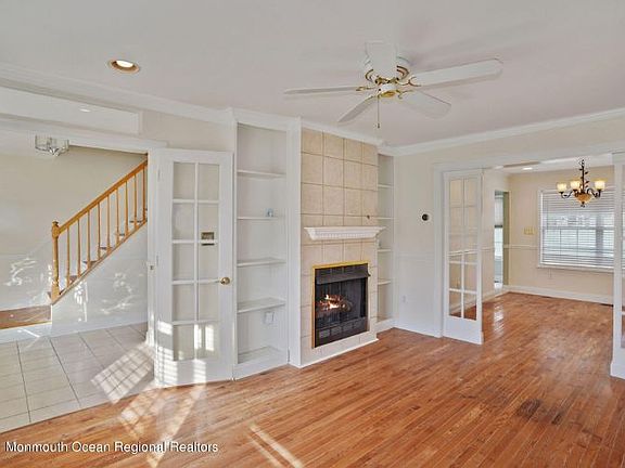 5th image of 17 Brentwood Dr