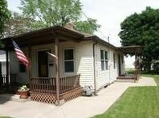 306 19th Ave, Naplate, IL 61350