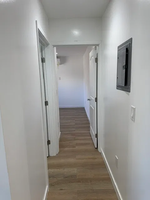 1762 Tamarind Ave — Photo 3