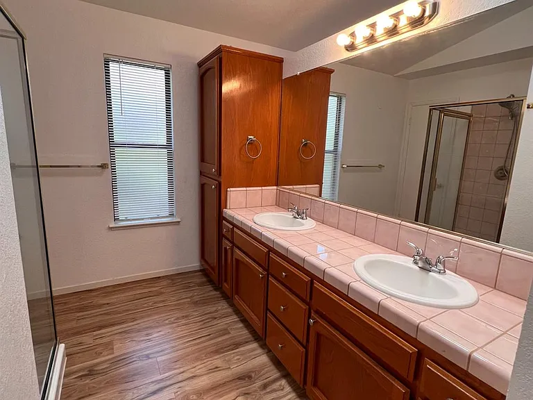 479 E Alluvial Ave #103 — Photo 17