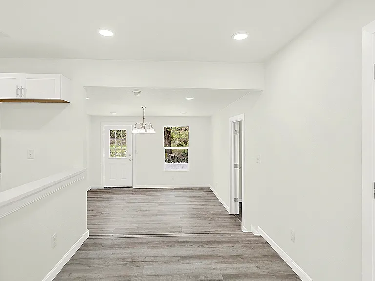 630 Sumner Dr — Photo 18