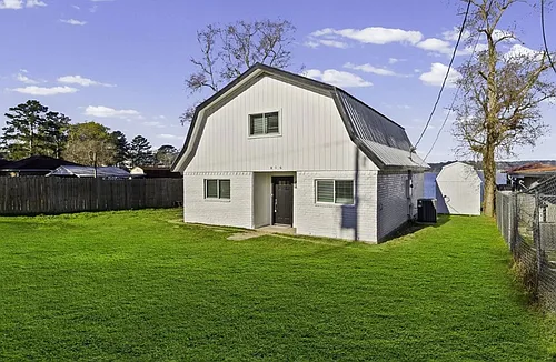 416 Kickapoo Dr Photo 1