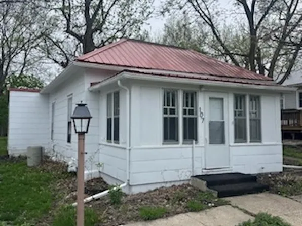 107 E Vest St, Jefferson, IA 50129