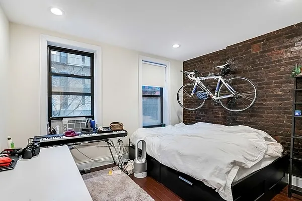 Rented by Creed Realty Group | media 3