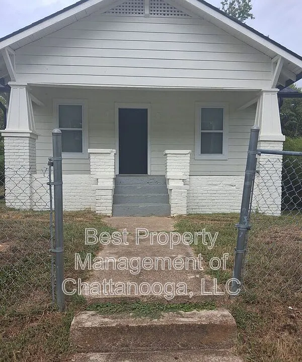 1103 Sheridan Ave