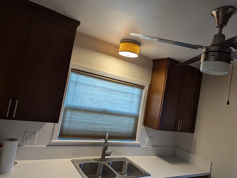 510 E Commonwealth Ave — Photo 8